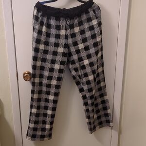 Cuddl Duds Black and White Checkered Pajama Pants